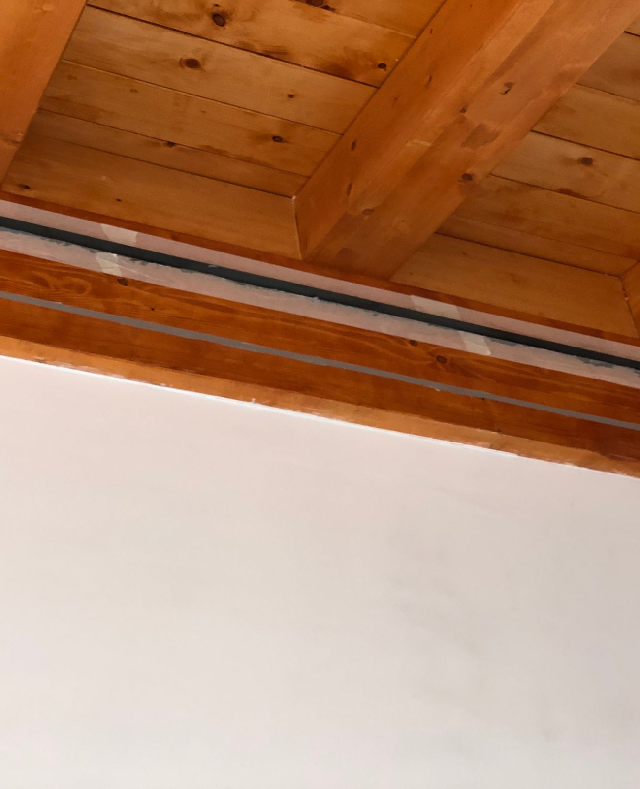 Consolidamento trave in legno a Subiaco — Subiaco (RM), Lazio